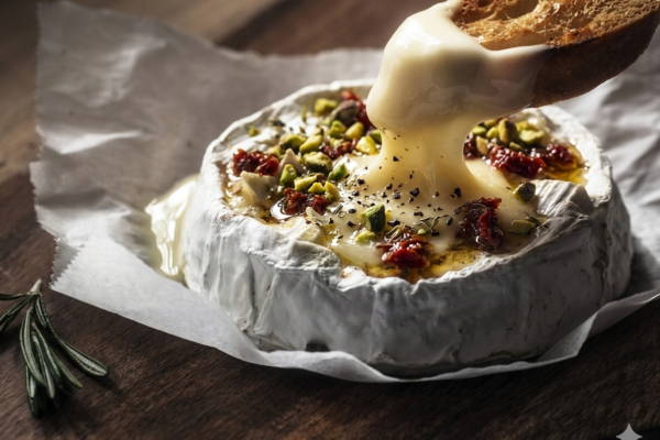 Liquid Gold: 7 Spectacular Baked Brie Recipes That Will Elevate Your Appetizer Table
