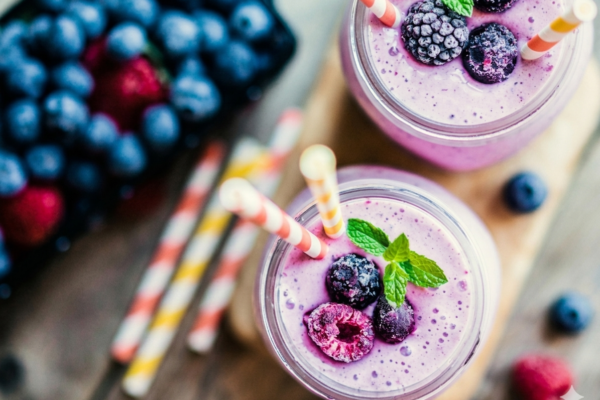 Summer Refreshment: 9 Vibrant Smoothies to Power Your Afternoons